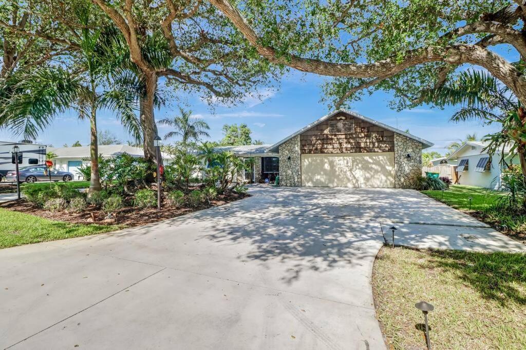 House W/ Heated Pool In Naples 5 Min To Beach Exteriör bild