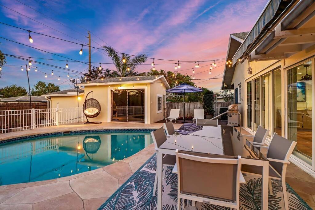 House W/ Heated Pool In Naples 5 Min To Beach Exteriör bild