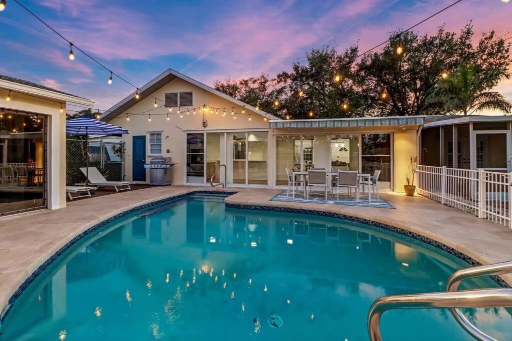 House W/ Heated Pool In Naples 5 Min To Beach Exteriör bild